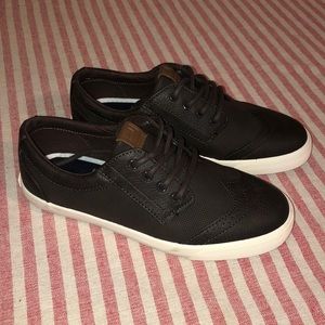 ben sherman kids shoes